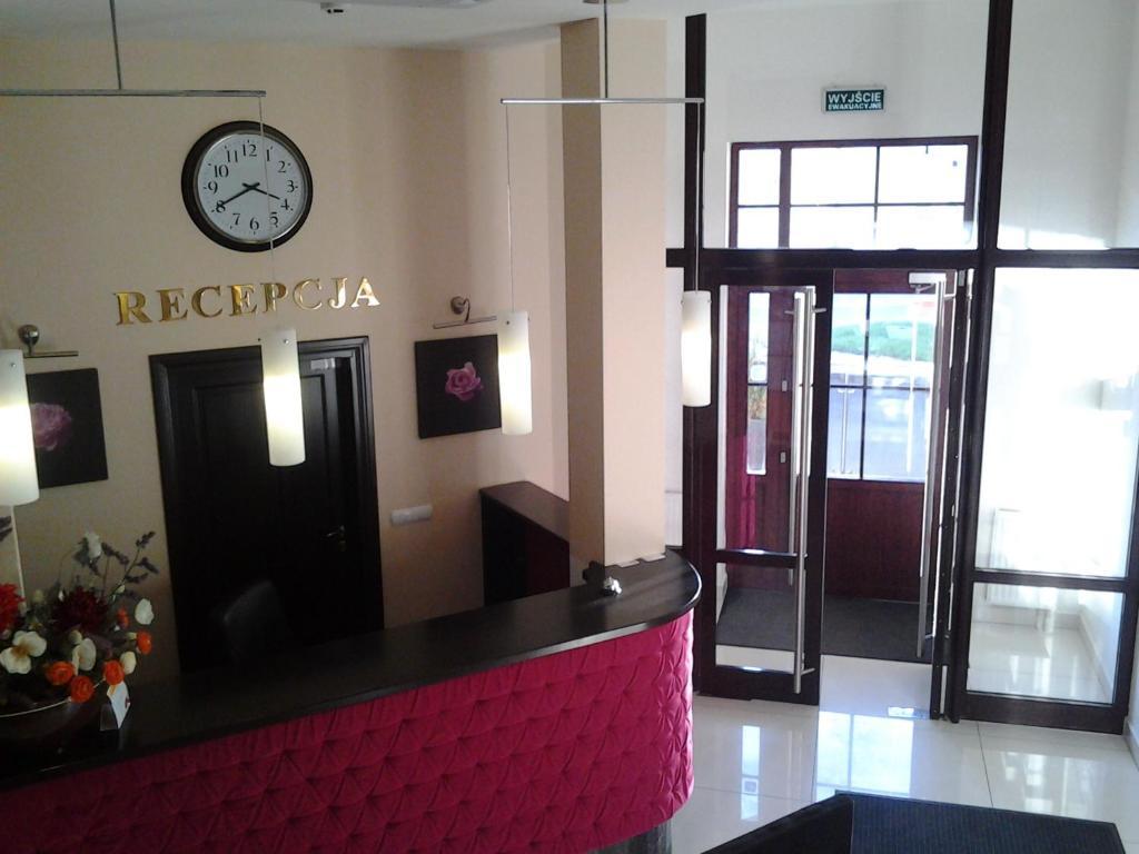 Hotel Skarpa Sejny Kültér fotó