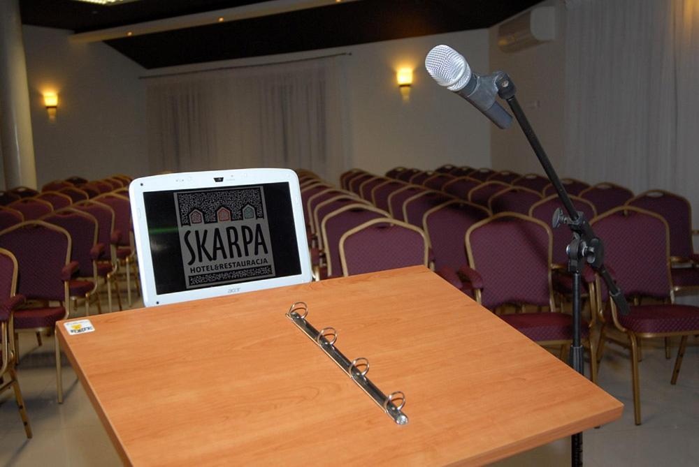 Hotel Skarpa Sejny Kültér fotó
