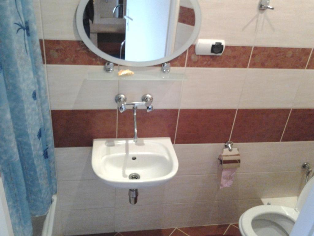 Hotel Skarpa Sejny Szoba fotó