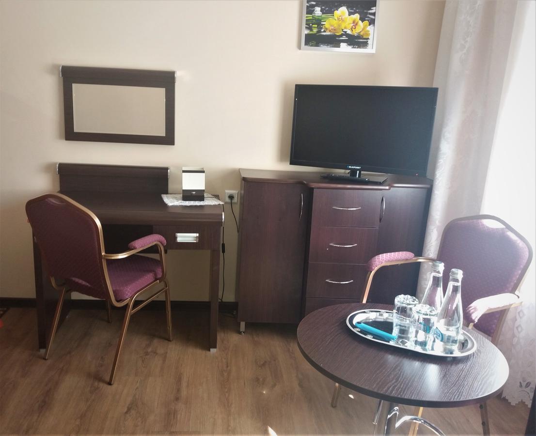 Hotel Skarpa Sejny Kültér fotó